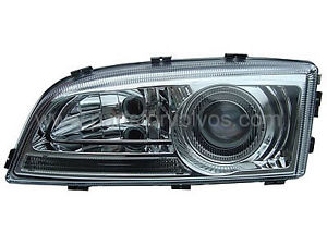 volvo s70 light.JPG