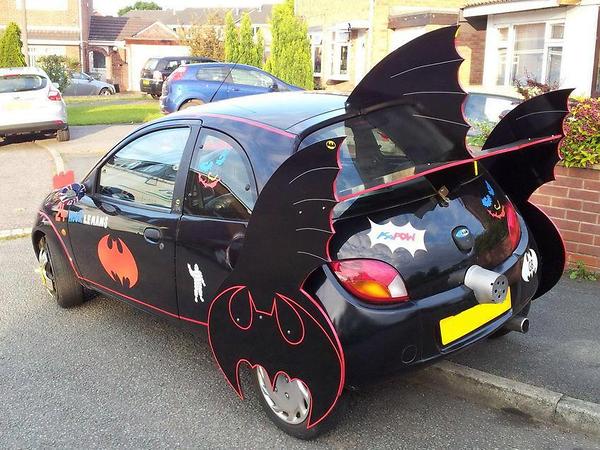 a.baa-Batman-car.jpg