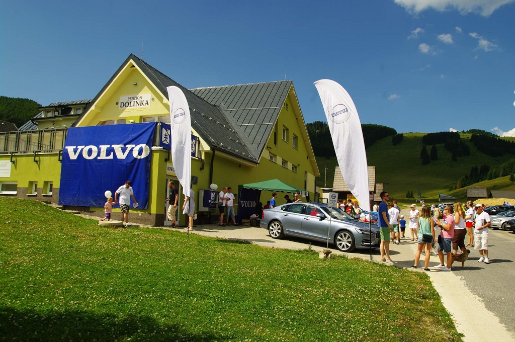 VolvoZraz 2016 sized.jpg