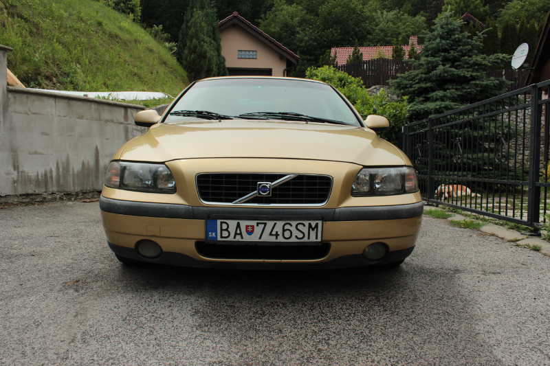 volvo01.JPG