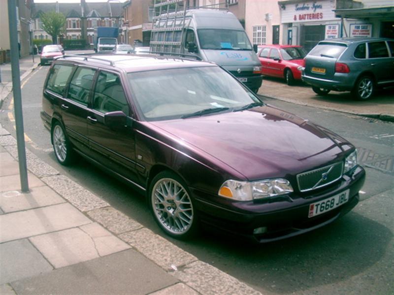 Cassis_V70R (Medium).jpg